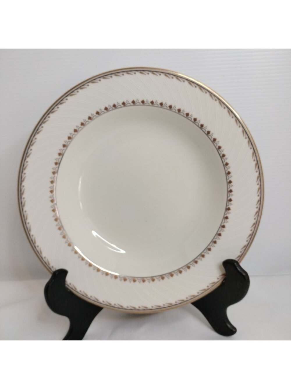 Mikasa Bone China GoldenCrown Japan Set Of 5 Salad Soup Plates New 8"1/2x1"3/8.